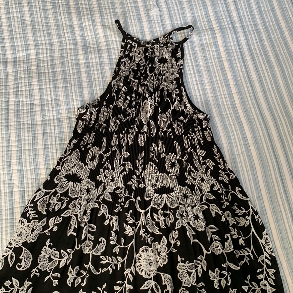 Urban outfitters size small halter top